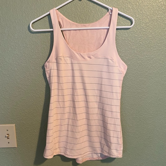 Lululemon Run: First Base Tank - Picture 5 of 9